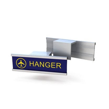 Adjustable cubical bracket